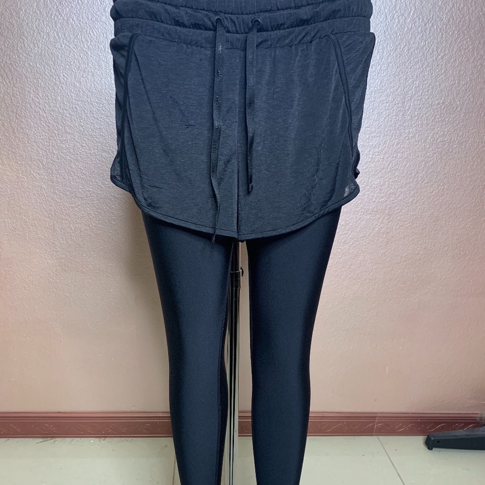 Alo Yoga leggings